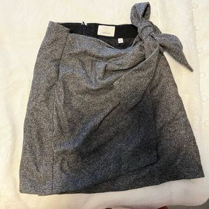 Aritzia skirt